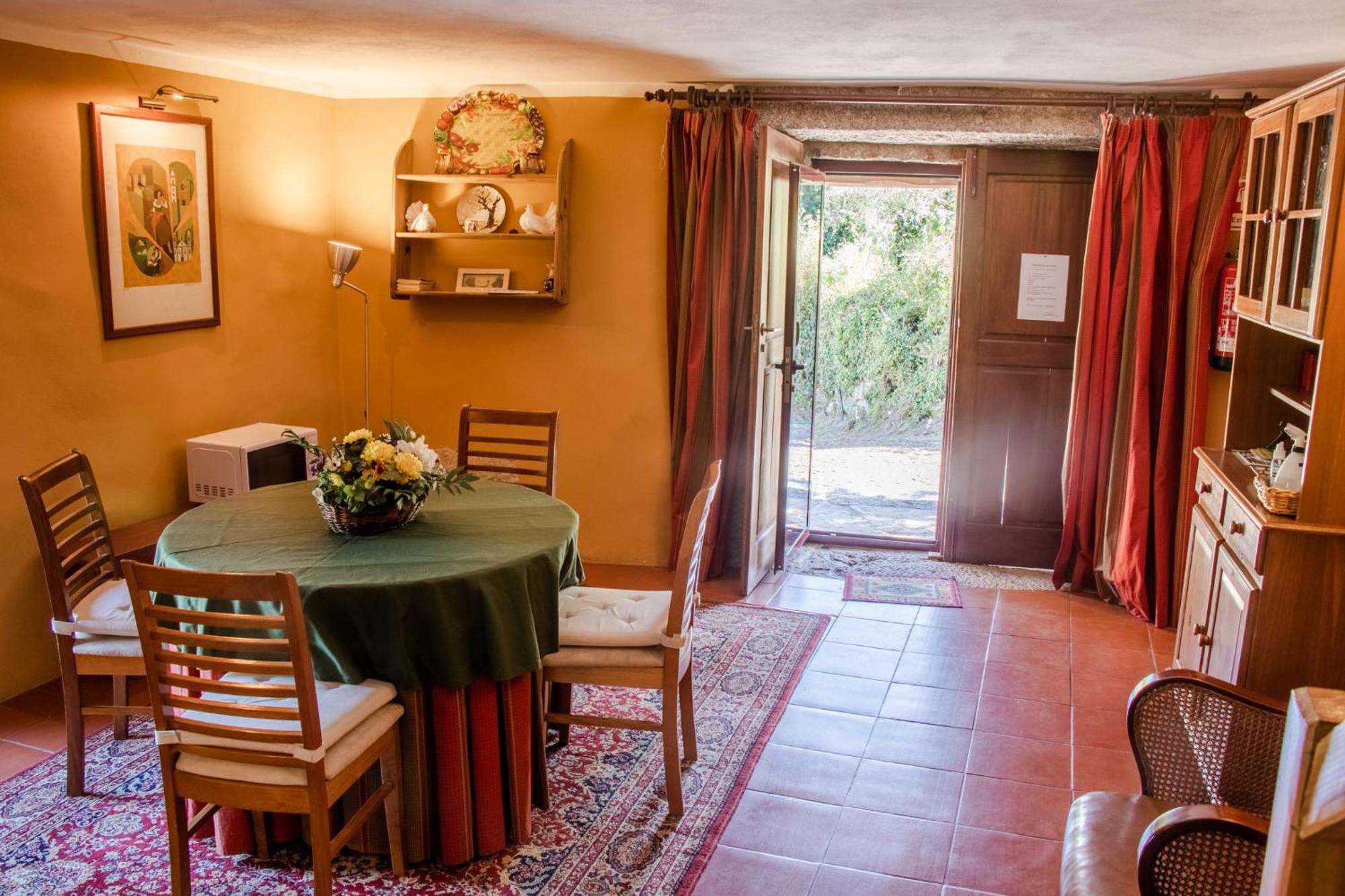 Quinta De S.Vicente Hotel Geraz do Minho Bagian luar foto
