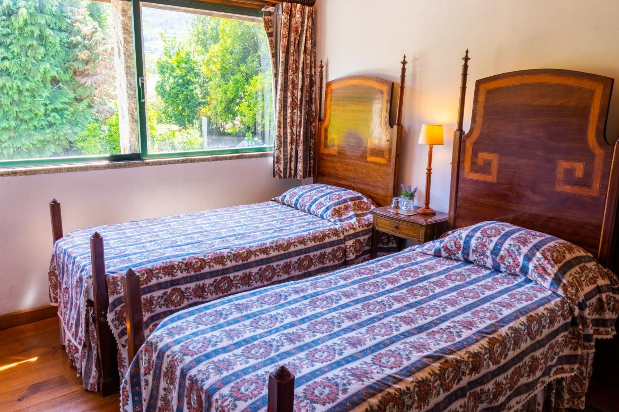 Quinta De S.Vicente Hotel Geraz do Minho Bagian luar foto