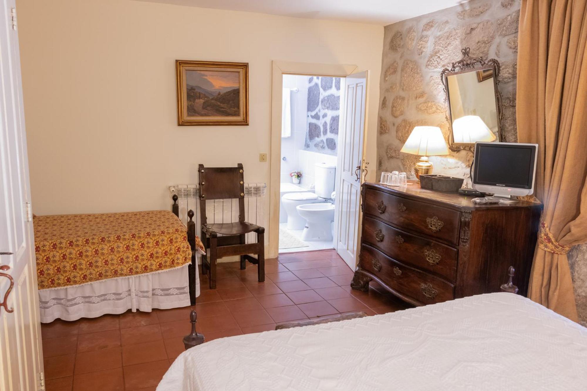 Quinta De S.Vicente Hotel Geraz do Minho Bagian luar foto